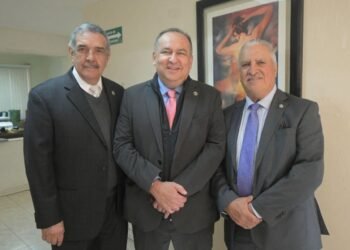 Nombran a Héctor Humberto Hernández Varela como nuevo presidente del Patronato de la UACH