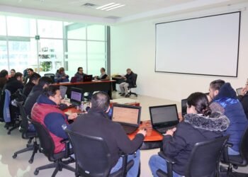 Capacitan a docentes de la UPCH sobre uso de herramientas digitales para la educación