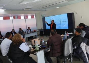 Capacitan a choferes del Bowi en reglamentos de tránsito