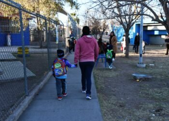 Anuncia Educación suspensión de clases el martes 9 de enero por frío