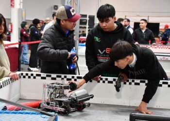 Participan más de mil estudiantes en XV Campeonato Nacional de Robótica y Habilidades STEM