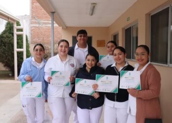 Entrega COBACH reconocimientos a participantes del  programa “Enfermero en tu Plantel”