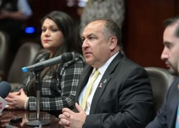 UACH abre cajas únicas para pago de inscripciones