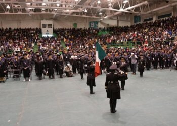 Premia Estado a estudiantes de excelencia de la región Ciudad Juárez