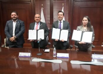 Firman convenio de colaboración UACH y Secretaría de Pueblos y Comunidades Indígenas