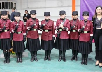 Muestran 570 estudiantes su talento en Concurso de Escoltas y Bandas de Guerra