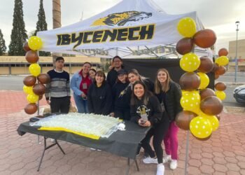 Celebra Normal del Estado el 118 aniversario de su fundación con carrera pedestre