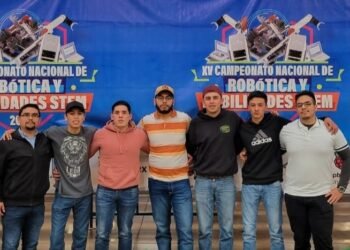 Ofrece UT Parral educación integral con actividades extraescolares y visitas a empresas