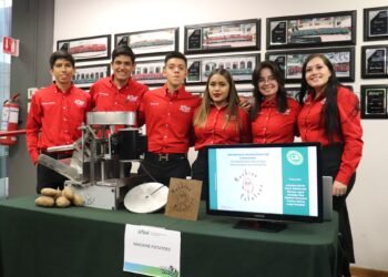 Realizan estudiantes de la UTCH la primera edición de Expo Integra con 21 proyectos