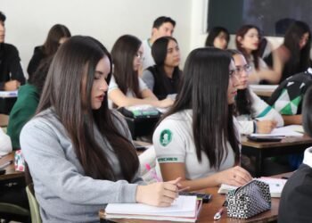 Implementa COBACH acciones para mejorar el desempeño y abatir la deserción escolar