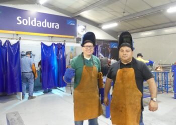 CONALEP Chihuahua I realiza clausura de curso de soldadura básica por Arco Eléctrico
