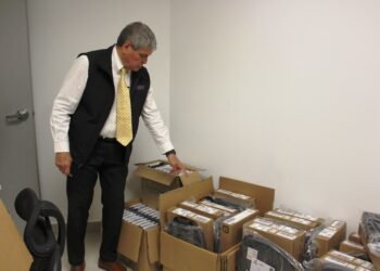 Invita Educación a estudiantes de Juárez a recoger sus premios de Generación de Excelencia