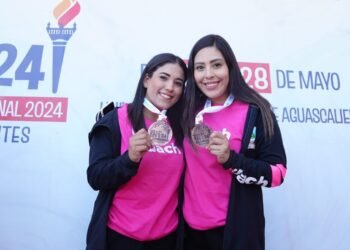 ADELITAS GANA Y SE QUEDA CON LA MEDALLA DE BRONCE EN SOFTBALL FEMENIL