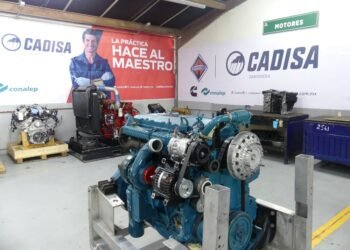 Recibe Conalep Chihuahua II donación de tres motores de la empresa CADISA