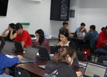 Aplican más de 200 jóvenes examen de ingreso en la UT Parral para cuatrimestre 2024