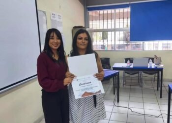 Representan estudiantes del CAM a Chihuahua en Congreso Nacional en Zacatecas