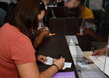 Destina Gobierno del Estado 19 millones en becas para más de 7 mil estudiantes