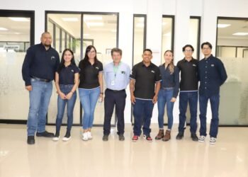 Consolida UTCH vinculación con empresa Ford para beneficio de 38 empleados