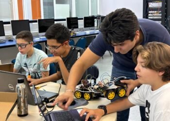 Realiza la UACH curso de verano “Robótica SANDEV