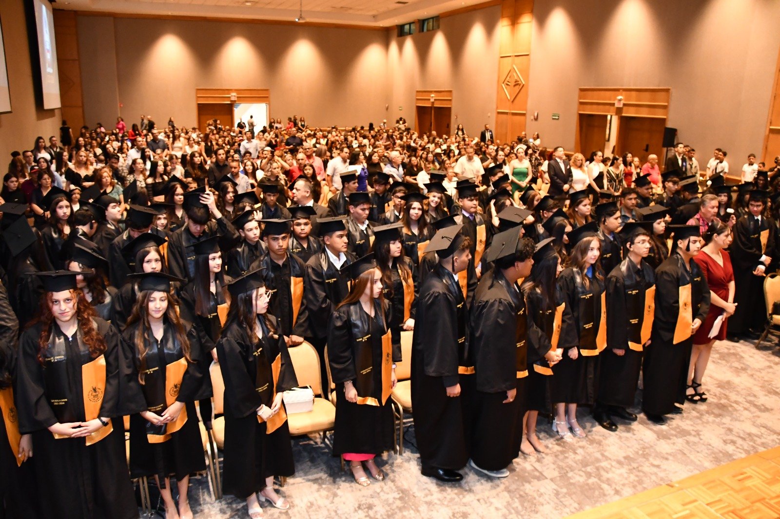 Se gradúan 150 estudiantes generación 2021-2024 de la secundaria ...