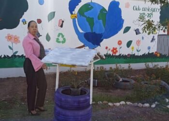 Pintan en murales de la Secundaria Federal 15 campañas de conciencia ecológica y antidrogas