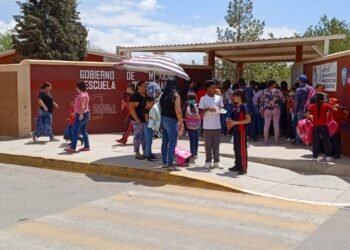 Abren turno vespertino en la escuela primaria indígena Cuitláhuac ante aumento de demanda