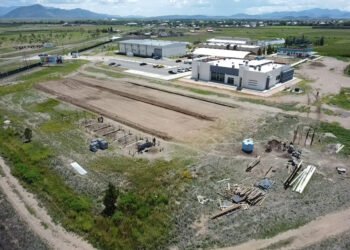 Inicia construcción de cancha de futbol en la Universidad Tecnológica de la Babícora