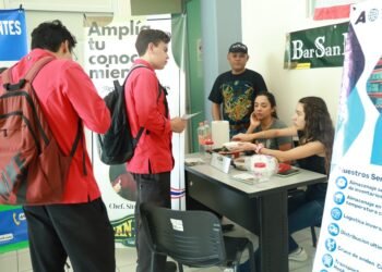 Realiza UTCH Sur la primera feria de prácticas, estadías y bolsa de trabajo