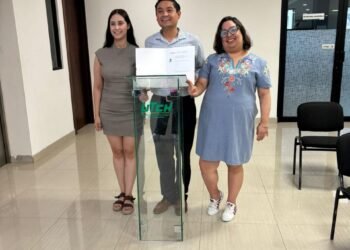 Logran tres docentes de la UTCH certificación en «Uso Educativo de Dispositivos Móviles”