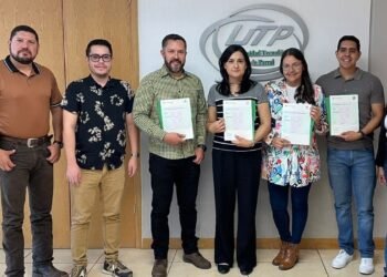 Reciben docentes de la UT Parral certificación en  idioma inglés por la Universidad de Cambridge