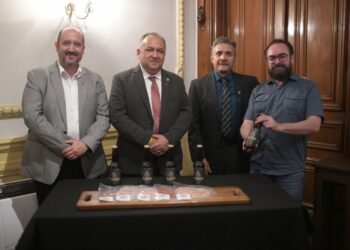 Presenta UACH cerveza artesanal «Alquimia» y productos cárnicos gourmet en la Quinta Gameros