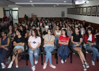 Realiza IByCENECH curso de inducción  para estudiantes de nuevo ingreso