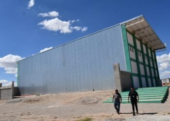 Proyecta la UTCJ construcción de una alberca semiolímpica con apoyo del Comité Olímpico