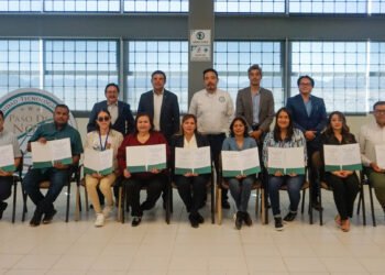 Reconocen a académicos de la UTPN por su participación en el rediseño de nuevo modelo educativo