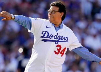 Muere el legendario pitcher Fernando «Toro» Valenzuela en Los Ángeles a los 63 años