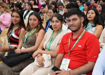 Refrenda Estado compromiso con la educación y el desarrollo académico