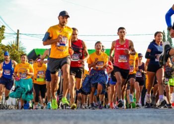Triunfan Gabriela Cortez y Rodrigo Lizandro en los 10K de Darenka 2024