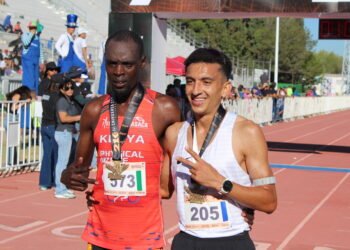 Nallely Mendoza y Geoffrey Bundy ganan el 21K Chihuahua Capital Mexbet 2024