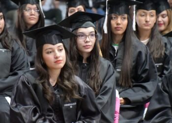 Premian y reconocen talento de 1404 estudiantes en Cuauhtémoc con alto desempeño