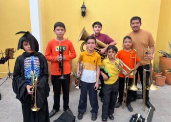 Inician actividades del Festival de las Tradiciones Mexicanas del CEM, con programa «Música en mi escuela»