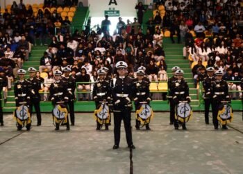 Fomentan cultura cívica en estudiantes de preparatoria con  4º Concurso Estatal de Bandas de Guerra y Escoltas