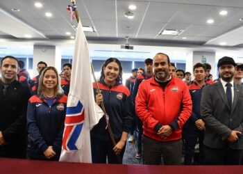 Abanderan a la delegación deportiva de la Universidad La Salle Chihuahua