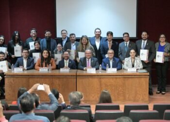 Entregan en la UACH los Certificados del Programa Talento Digital Global de Alibaba: Impulso al Futuro Digital