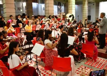 Concluye Festival de las Tradiciones Mexicanas del CEM  con el concierto “Viva México Orquestal”
