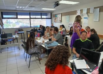 Se profesionalizan 200 docentes de secundaria sobre los retos para la práctica docente frente a grupo