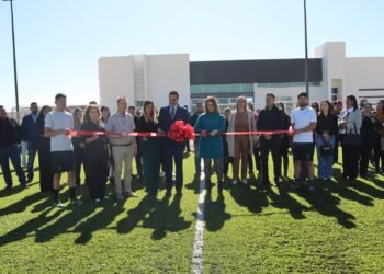 Benefician a más de 600 estudiantes con nuevas instalaciones deportivas en la UT de la Babícora