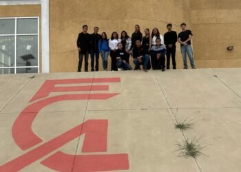 La Facultad de Contaduría y Administración de la UACH lidera proyecto internacional COIL en sostenibilidad financiera