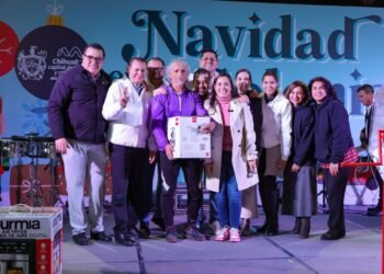 Celebran Alcalde y regidores panistas mega posada en la cancha Churubusco de la Infonavit