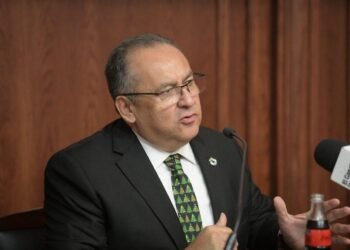 Presenta la UACH el calendario conmemorativo «Personajes Célebres»