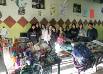 Donan estudiantes del Conalep Juárez III despensas al Comedor Comunitario «El Refugio»